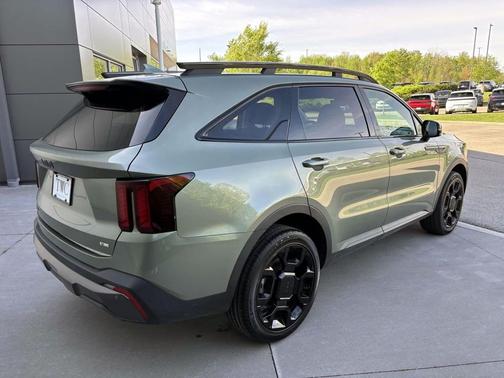 Jungle Green 2025 Kia Sorento EX