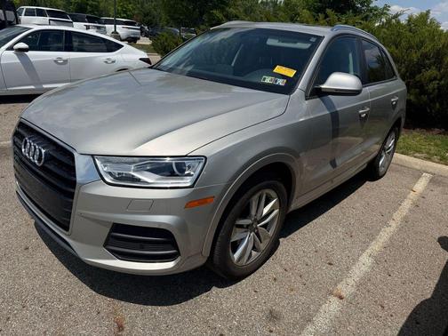 Cuvee Silver Metallic 2017 Audi Q3 2.0T Premium