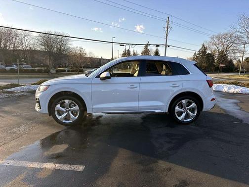 2021 Audi Q5 45 Premium Plus