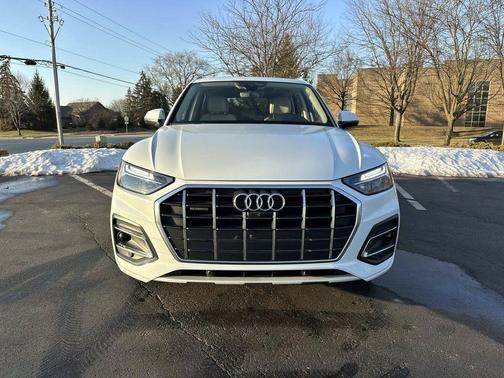 2021 Audi Q5 45 Premium Plus