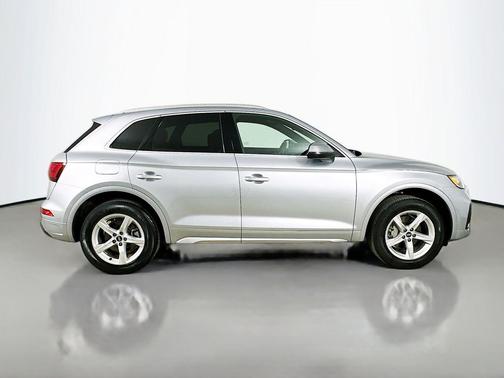 Florett Silver Metallic 2022 Audi Q5 40 Premium