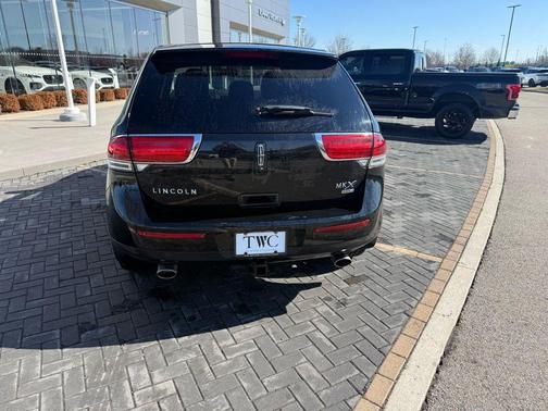 2011 Lincoln MKX Base