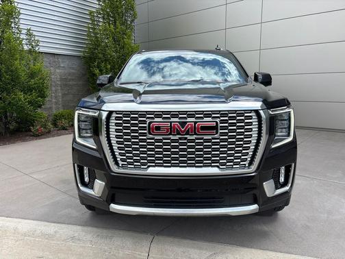 Onyx Black 2021 GMC Yukon XL Denali