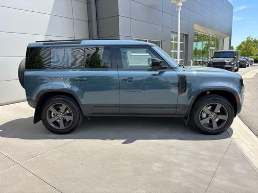 Tasman Blue Metallic 2025 Land Rover Defender 110 P300