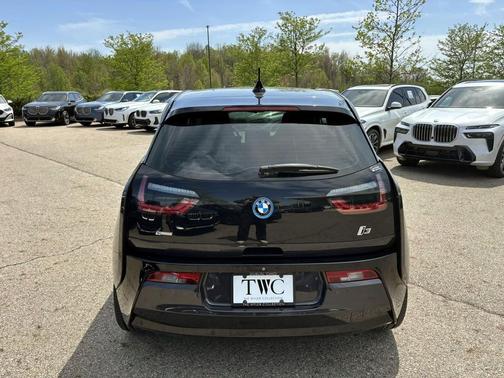 Laurel Gray Metallic w/BMW i Frozen Blue Accent 2014 BMW i3 Base w/Range Extender