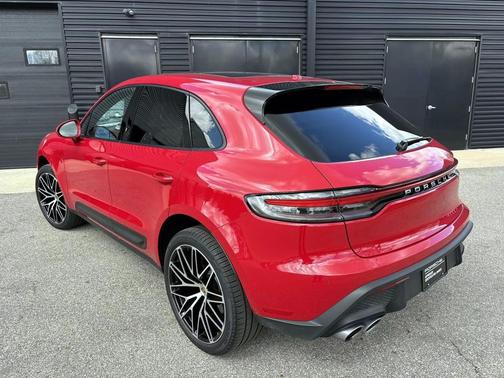 Carmine Red 2026 Porsche Macan Macan