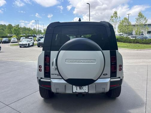 Indus Silver Metallic 2020 Land Rover Defender 110 SE