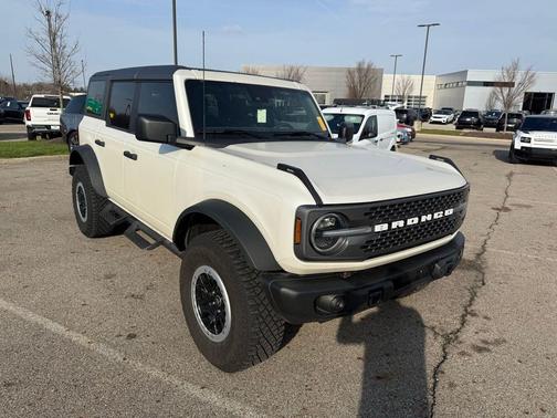 2023 Ford Bronco Badlands