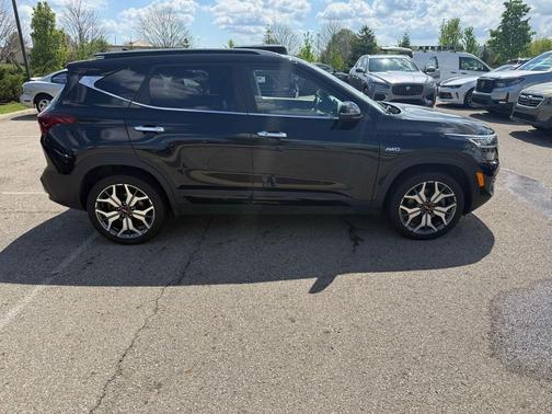 Cherry Black 2023 Kia Seltos SX Turbo