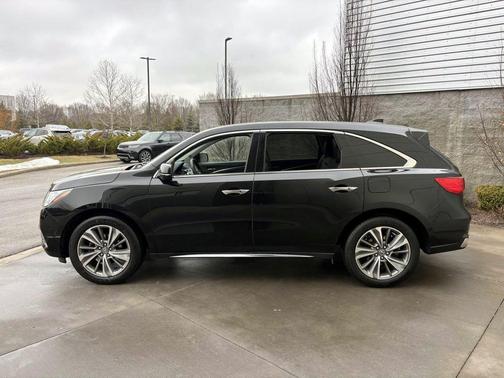 2017 Acura MDX 3.5L w/Technology Package