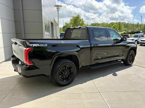 Midnight Black Metallic 2024 Toyota Tundra Platinum