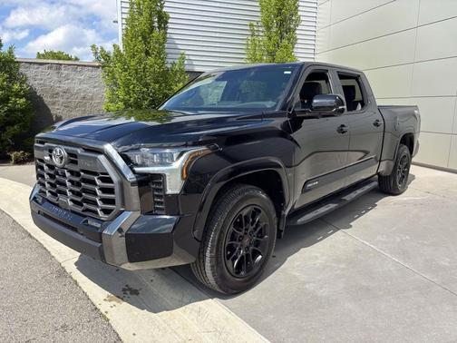 Midnight Black Metallic 2024 Toyota Tundra Platinum