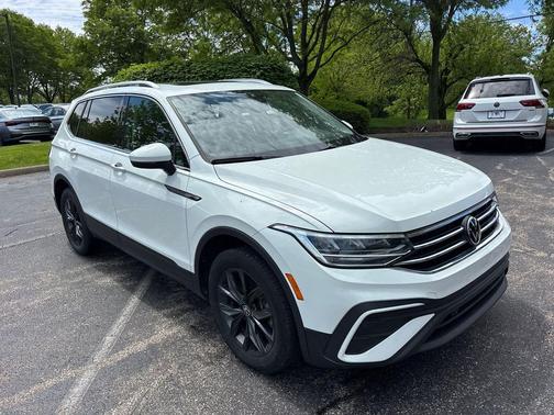 Pure White 2024 Volkswagen Tiguan 2.0T SE 4MOTION