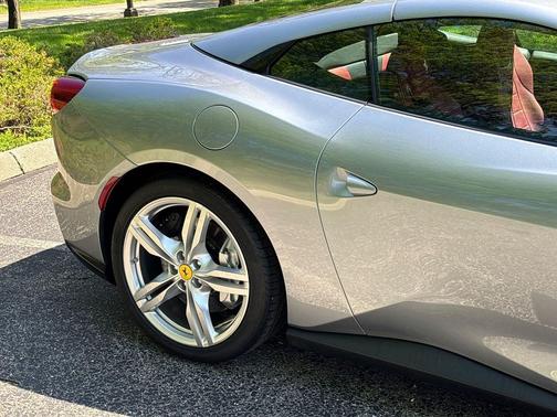Grigio Titanio Metallic 2022 Ferrari Portofino M Base
