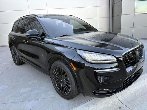 Infinite Black 2021 Lincoln Corsair Reserve