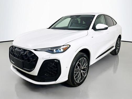Glacier White Metallic 2026 Audi Q5 Sportback Premium Plus TFSI quattro S tronic