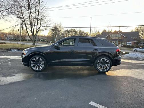 2026 Audi Q8 55 Premium Plus