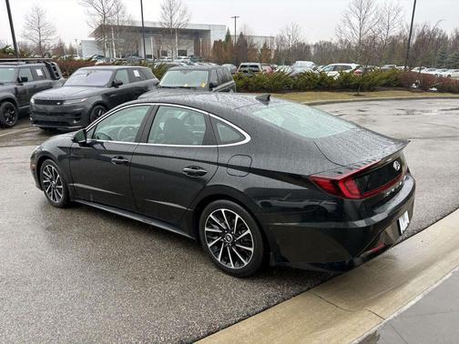 2021 Hyundai SONATA Limited