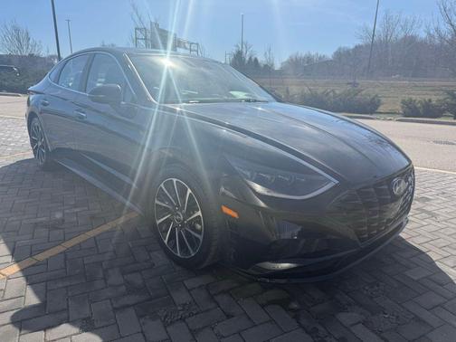 2021 Hyundai SONATA Limited