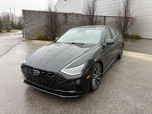 2021 Hyundai SONATA Limited