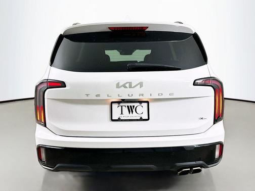 Glacial White Pearl 2024 Kia Telluride SX X-Pro
