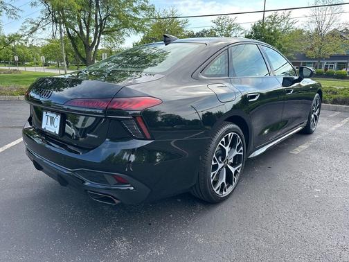 Mythos Black Metallic 2026 Audi A6 Premium Plus quattro S tronic