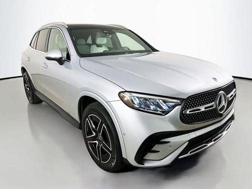 Silver 2024 Mercedes-Benz GLC 300 4MATIC