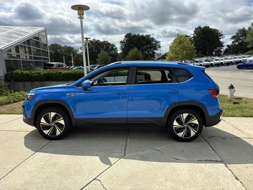 2024 Volkswagen Taos 1.5T SE