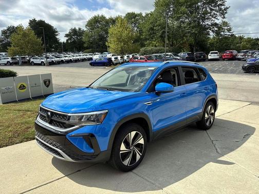 2024 Volkswagen Taos 1.5T SE