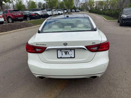 Pearl White 2017 Nissan Maxima 3.5 SL