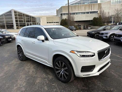 2023 Volvo XC90 B5 Core