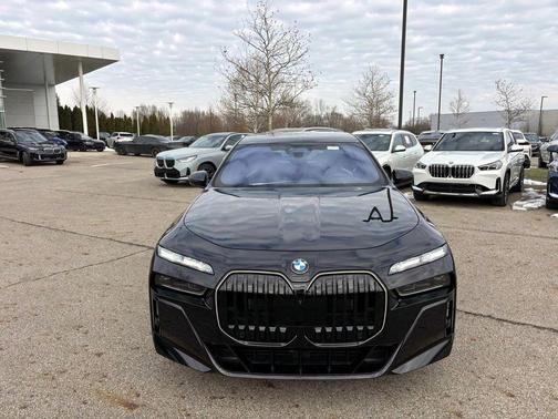 2024 BMW 760 xDrive