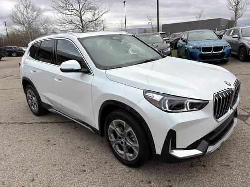 2025 BMW X1 xDrive28i