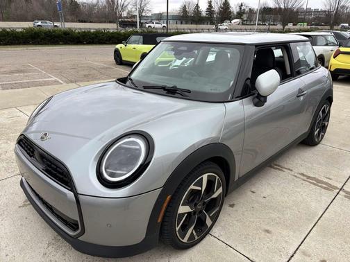 Melting Silver III Metallic 2025 MINI Hardtop Cooper