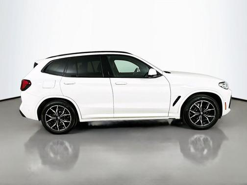 Alpine White 2024 BMW X3 xDrive30i