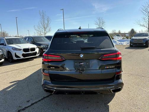 2023 BMW X5 M50i