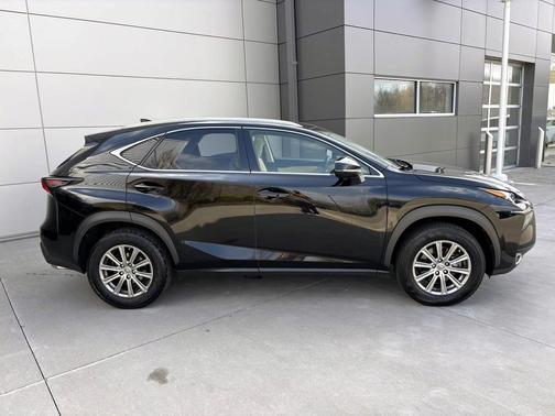 Obsidian 2017 Lexus NX 200t F Sport