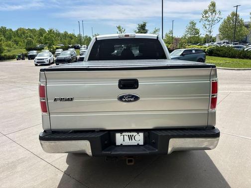 Ingot Silver 2011 Ford F-150 XLT