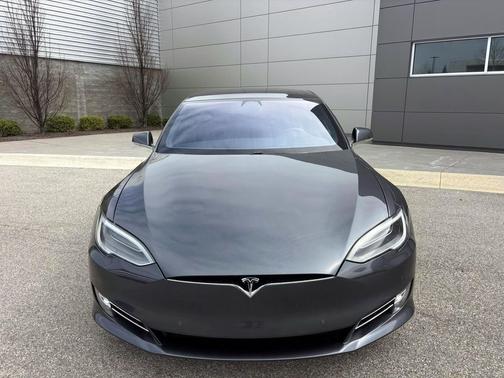 Midnight Silver Metallic 2018 Tesla Model S P100D