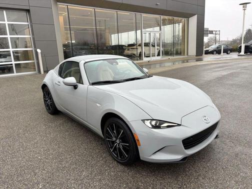 2025 Mazda MX-5 Miata RF Grand Touring