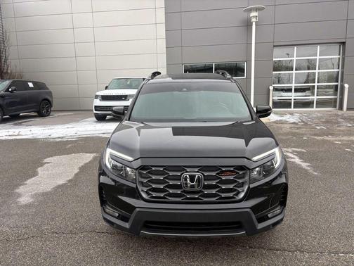 2023 Honda Passport AWD TrailSport