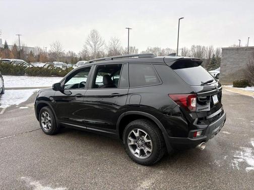2023 Honda Passport AWD TrailSport
