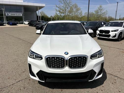 Alpine White 2025 BMW X4 xDrive30i