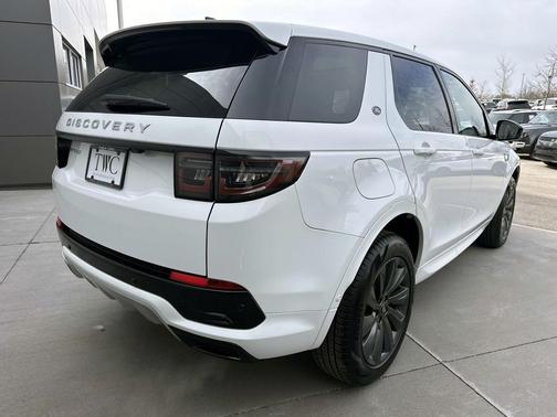 2025 Land Rover Discovery Sport S