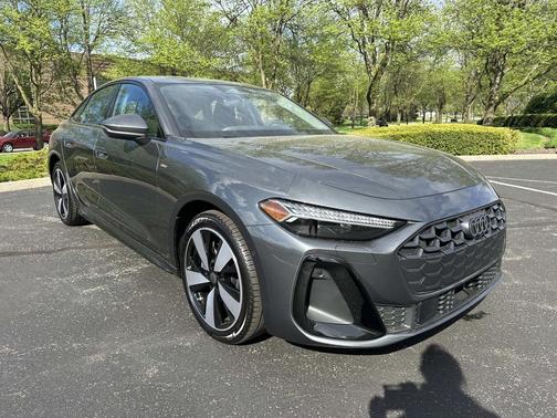 Daytona Gray Pearl Effect 2026 Audi A5 Premium Plus