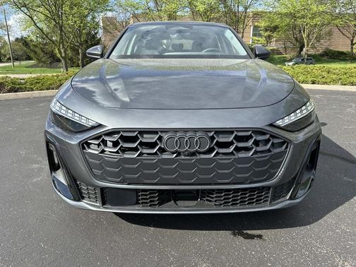 Daytona Gray Pearl Effect 2026 Audi A5 Premium Plus