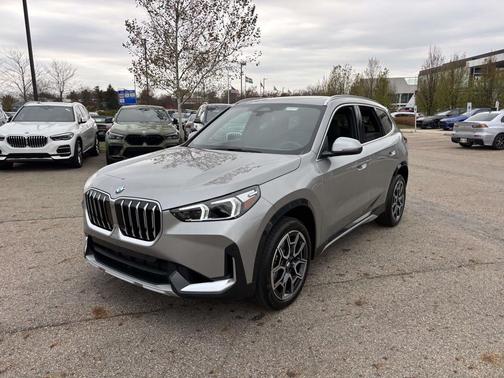 Space Silver Metallic 2026 BMW X1 xDrive28i