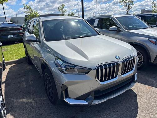 Space Silver Metallic 2026 BMW X1 xDrive28i