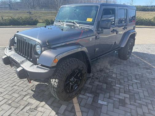 2016 Jeep Wrangler Unlimited Sahara