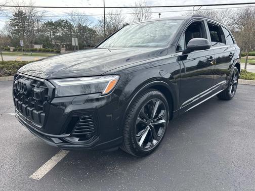 2026 Audi Q7 55 Premium Plus
